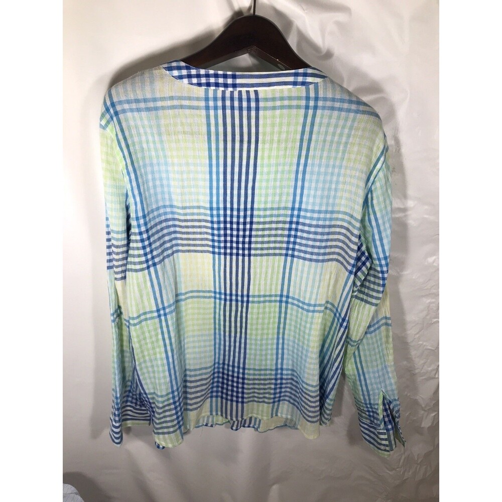 2 Talbots Wrinkle Resistant Button Down Tops Wome… - image 5